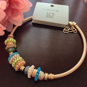 NWT Laura Round Statement Necklace